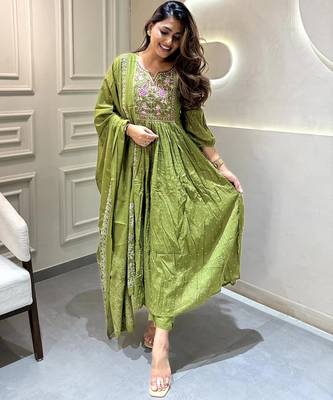 Cotton designer kurta pant and dupatta set green anarkali 2