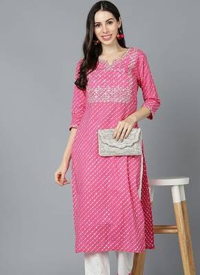 Women pink cotton leheriya embroidered straight kurta 2