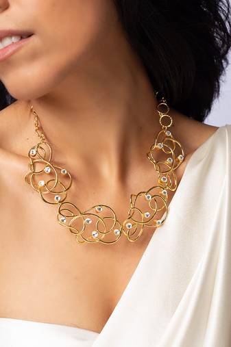 Elegant swirl pearl accent high gold necklace