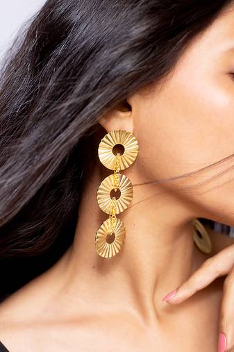 High gold triple disc dangling earrings