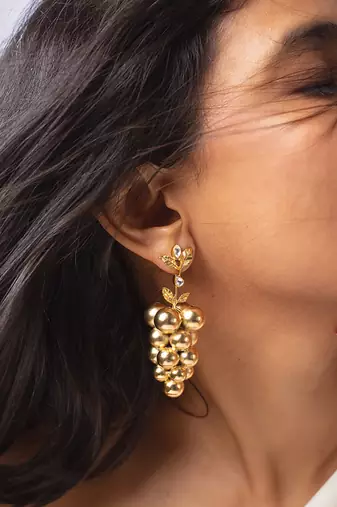 High gold cluster grape drop earrings
