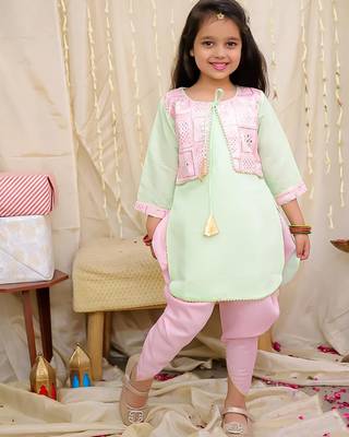 Pink-green embroidered silk kaanchi kurti dhoti set for girls 1