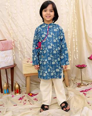 Blue printed cotton jungle jam kurta pyjama set for boys 1