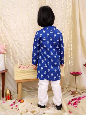 Blue printed cotton floral tiny threads kurta pajama set for boys 2