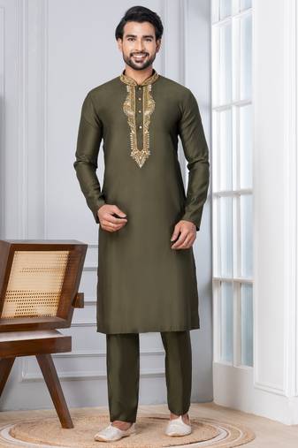 Green Blended Cotton kurta pyjama set
