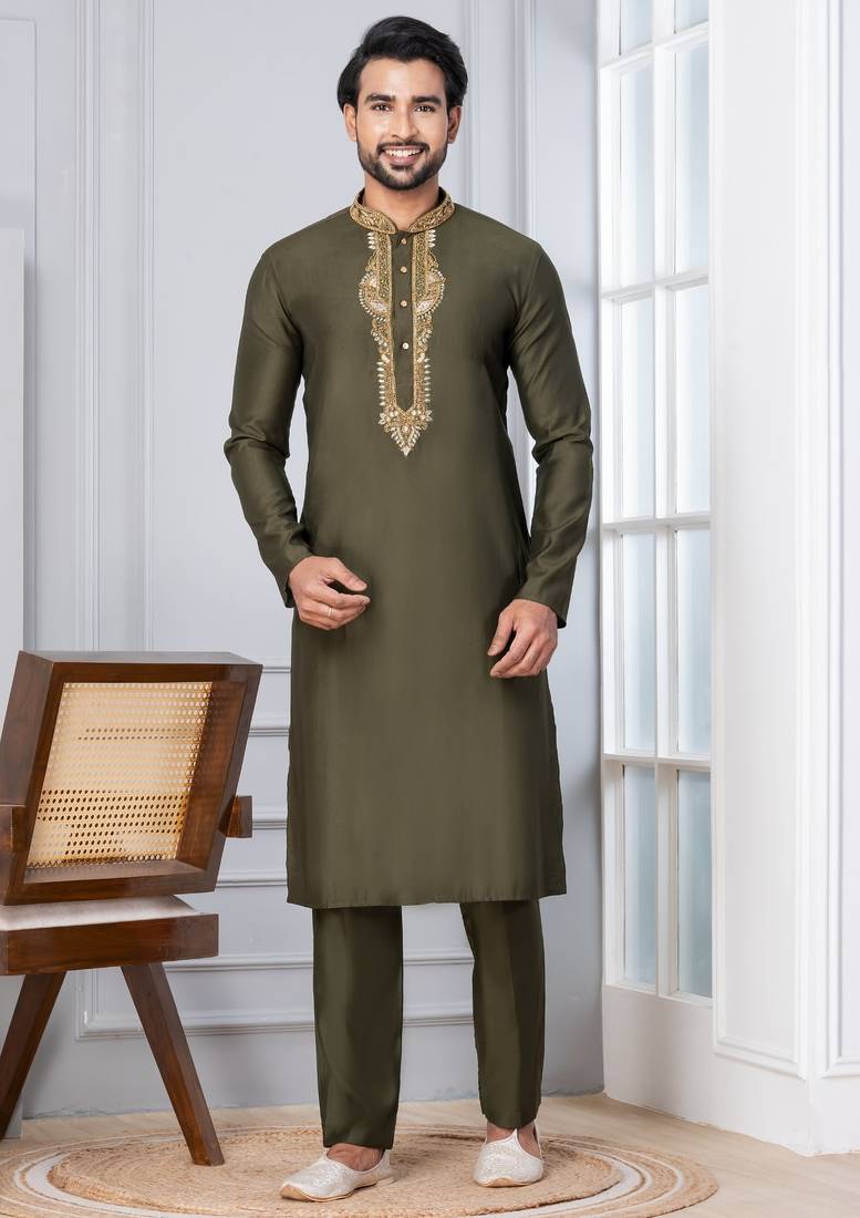 Green Blended Cotton kurta pyjama set
