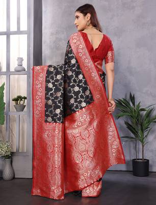 Black silk blend zari zaal weaving banarasi saree with contrast blouse 5