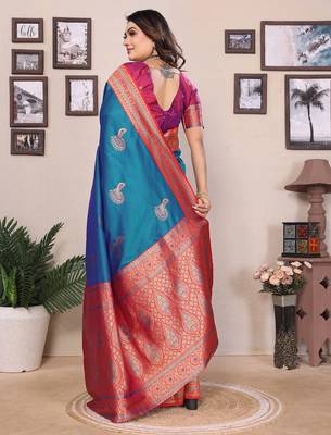 Royal blue silk blend zari butta weaving banarasi saree with contrast pallu and blouse 3