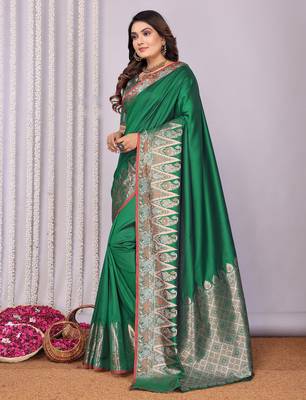 Pine green silk blend zari jacquard weaving banarasi saree with zari weaving border 2