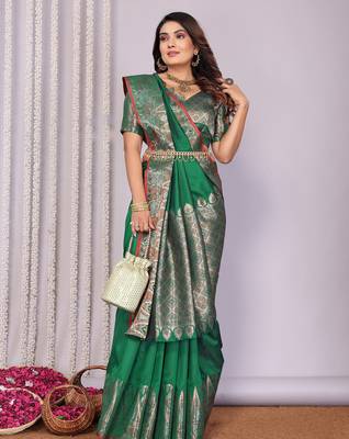 Pine green silk blend zari jacquard weaving banarasi saree with zari weaving border 4