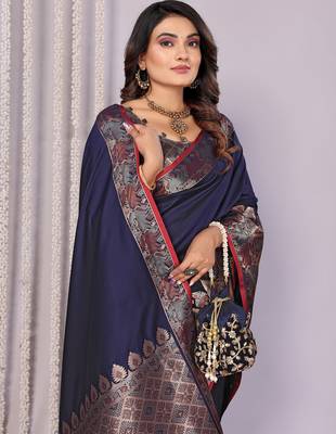 Navy blue silk blend zari jacquard weaving banarasi saree with zari weaving border 5