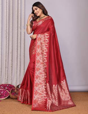 Red silk blend zari jacquard weaving banarasi saree with zari weaving border 2