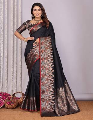 Black silk blend zari jacquard weaving banarasi saree with zari weaving border 1
