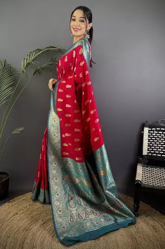 Red silk blend paisley zari weaving banarasi saree with contrast border