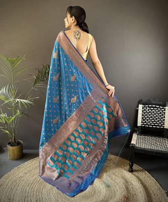Royal blue silk blend copper zari weaving banarasi saree with contrast blouse 3