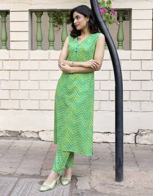 Women Rayon Printed Kurta With Palazzo 3