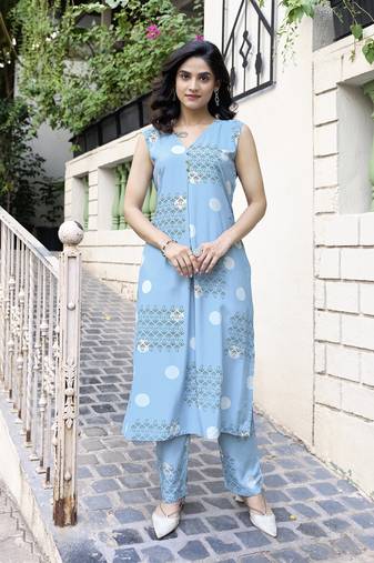 Women Rayon Printed Kurta With Palazzo