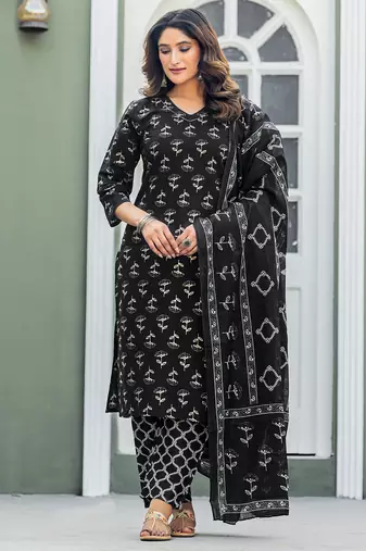 Women's Cotton Blend Floral Straight Printed Kurta Pant With Dupatta | kurta sets for woman