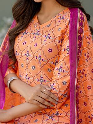  Women's Cotton Blend Floral Straight Printed Kurta Pant With Dupatta | kurta sets for woman 3