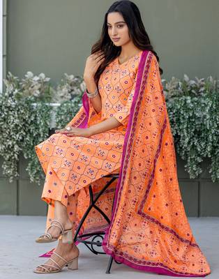  Women's Cotton Blend Floral Straight Printed Kurta Pant With Dupatta | kurta sets for woman 4