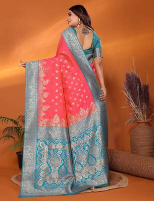 Pink silk blend butti zari weaving with zari border saree 3