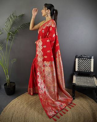 Red silk blend floral zari weaving meenakari saree with floral border 2