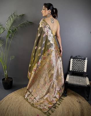 Mahendi green silk blend floral zari weaving meenakari saree with floral border 3