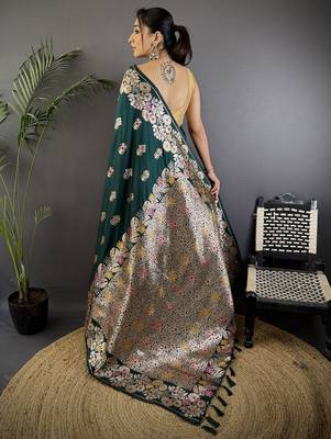 Dark green silk blend floral zari weaving meenakari saree with floral border 3