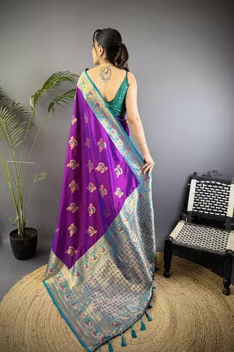 Magenta silk blend floral butta zari weaving banarasi with peacock zari weaving border
