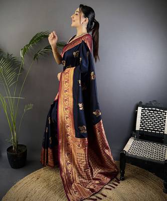 Navy blue silk blend floral butta zari weaving banarasi with peacock zari weaving border 2