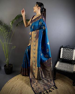 Royal  blue silk blend floral butta zari weaving banarasi with peacock zari weaving border 2