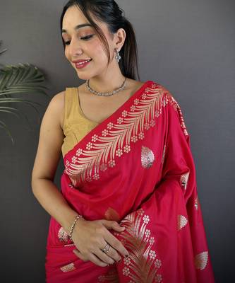 Pink silk blend meenakari zari weaving banarasi saree 4