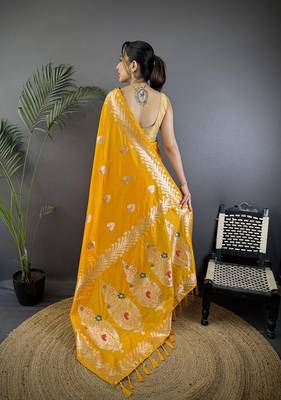 Orange silk blend meenakari zari weaving banarasi saree 3