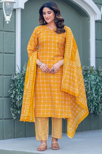  Women's Cotton Blend Floral Straight Printed Kurta Pant With Dupatta | kurta sets for woman