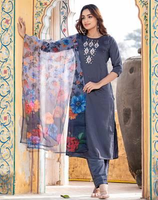  Women's Silk Blend Floral Straight Printed Kurta Pant With Dupatta | kurta sets for woman 1