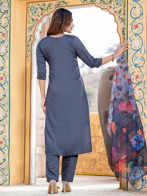  Women's Silk Blend Floral Straight Printed Kurta Pant With Dupatta | kurta sets for woman 3