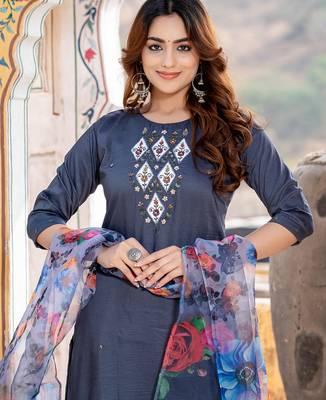  Women's Silk Blend Floral Straight Printed Kurta Pant With Dupatta | kurta sets for woman 4