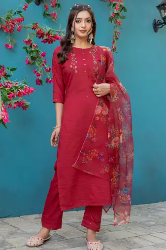  Women's Silk Blend Floral Straight Printed Kurta Pant With Dupatta | kurta sets for woman
