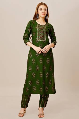  Women's Rayon Blend Floral Straight Printed Kurta Pant With Dupatta | kurta sets for woman