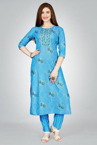  Women's Rayon Blend Floral Straight Printed Kurta Pant With Dupatta | kurta sets for woman