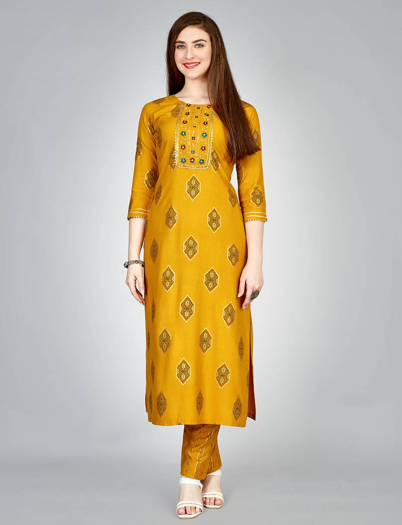  Women's Rayon Blend Floral Straight Printed Kurta Pant With Dupatta | kurta sets for woman