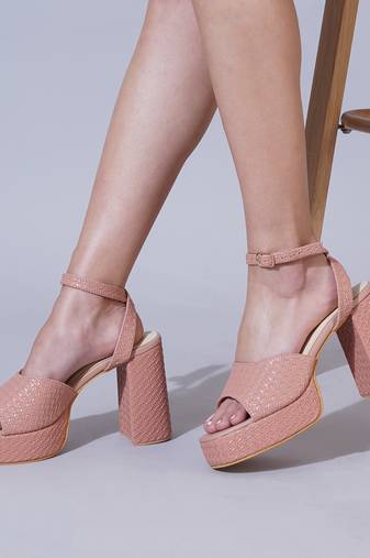 Pink solid block heels