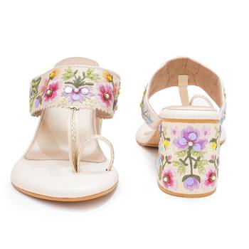 Multicolor embroidered block heels 3