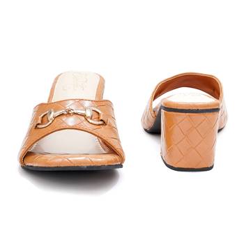 Beige solid block heels 3