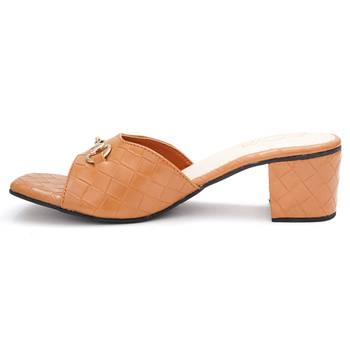 Beige solid block heels 4