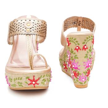 Multicolor embroidered wedges 3