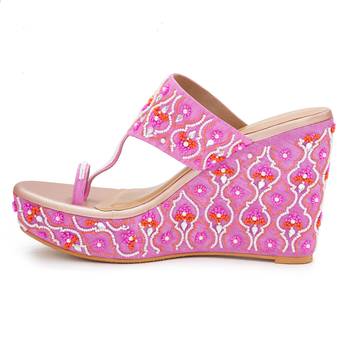 Pink mirror embroidered leather wedges 4
