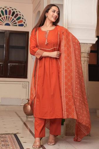 Cotton cambric semi-anarkali printed kurti-pant-dupatta  set