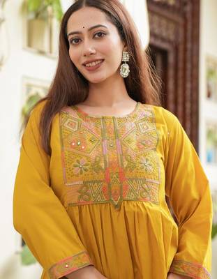 Cotton cambric semi-anarkali dyed  kurti-pant-dupatta  set 3
