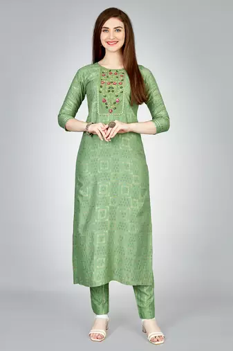  Women's Rayon Blend Floral Straight Printed Kurta Pant With Dupatta | kurta sets for woman
